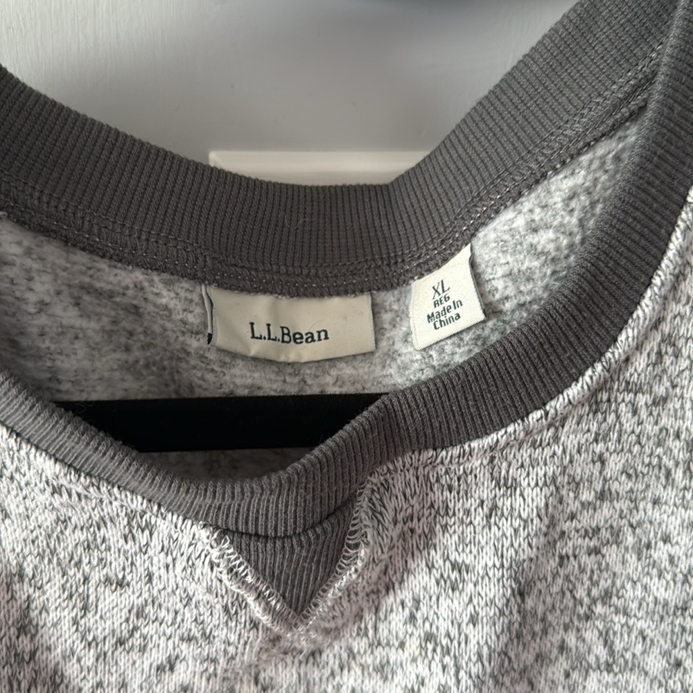 LL Bean Pull over - Picture 2 of 3
